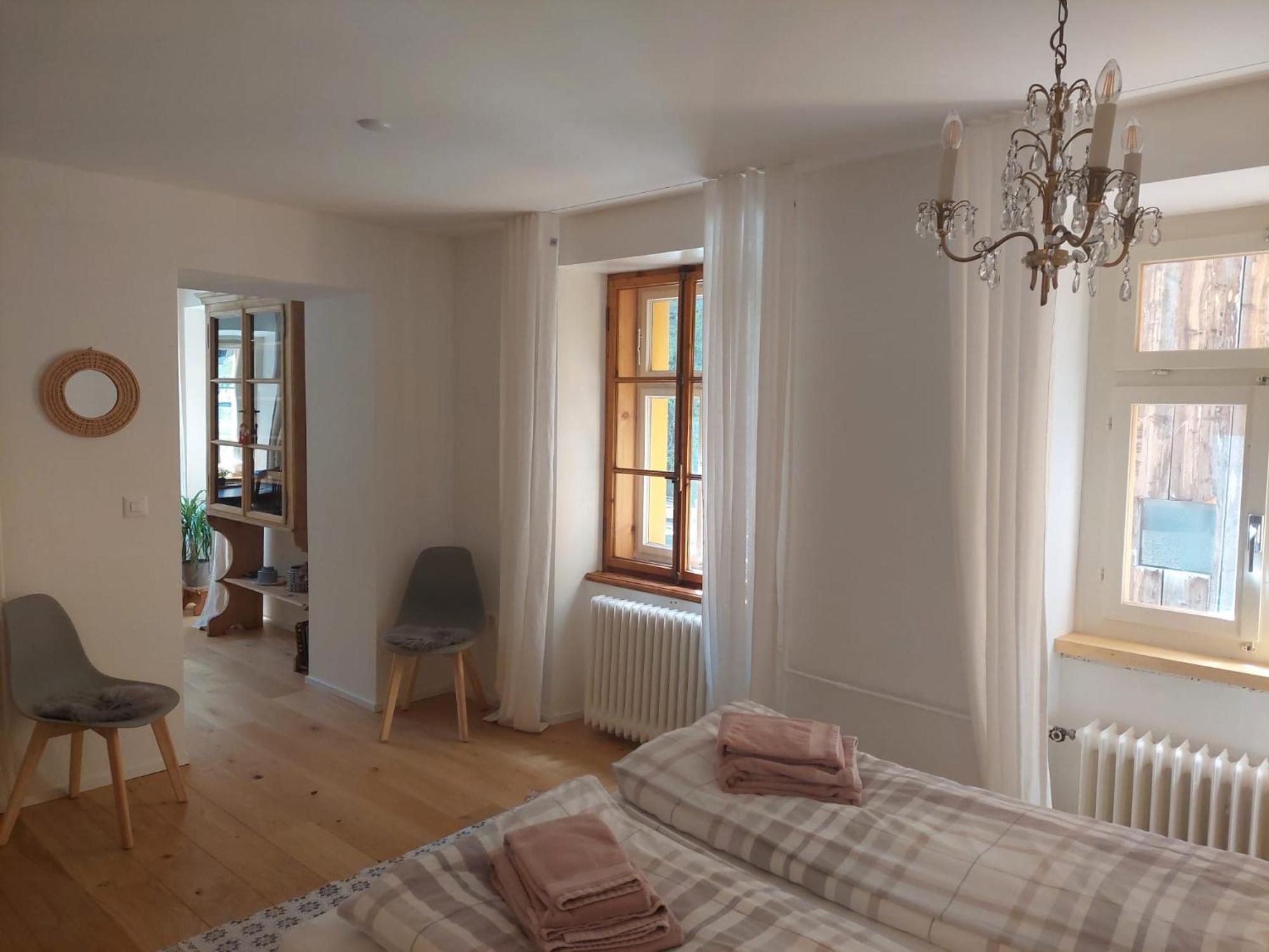 Apartament Haus La Punt, Savognin Rona Zewnętrze zdjęcie